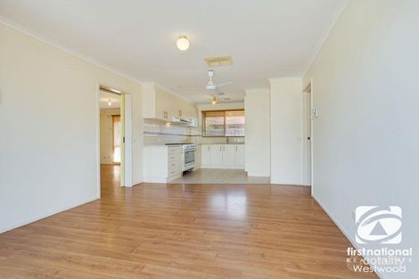 Property photo of 4 Albatross Avenue Werribee VIC 3030