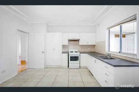 Property photo of 18 Bogalara Road Old Toongabbie NSW 2146