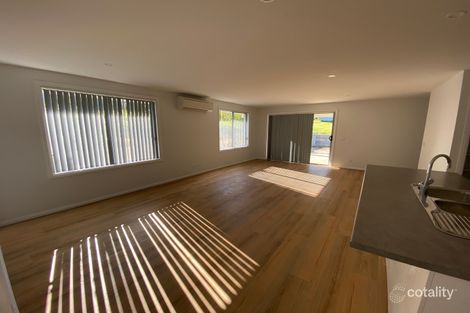Property photo of 4 Jardine Road Sunshine Bay NSW 2536
