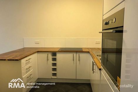 Property photo of 2/26 Aubrey Street Surfers Paradise QLD 4217
