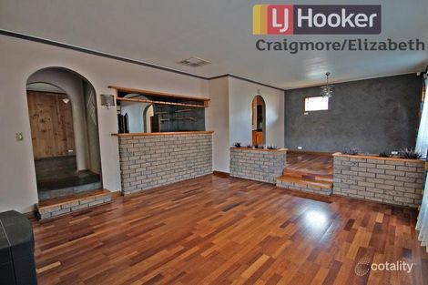 Property photo of 27 Otama Court Craigmore SA 5114