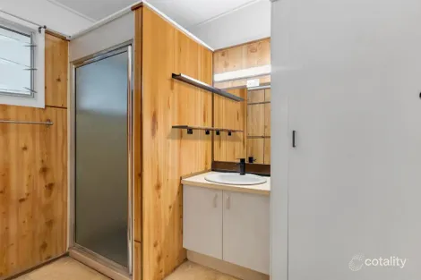 Property photo of 10 Wallace Street Manunda QLD 4870