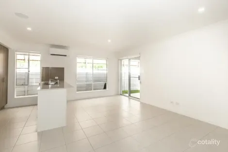 Property photo of 68 Aberdeen Circuit Spring Mountain QLD 4300