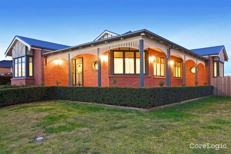 Property photo of 2 Blairgowrie Drive Craigieburn VIC 3064