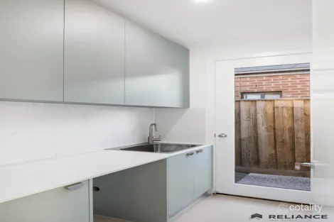 Property photo of 9 Bobal Street Sunbury VIC 3429