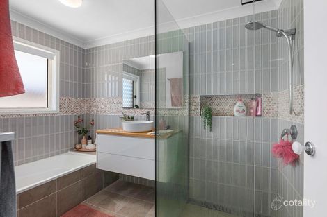 Property photo of 20 Jonquil Circuit Flinders View QLD 4305