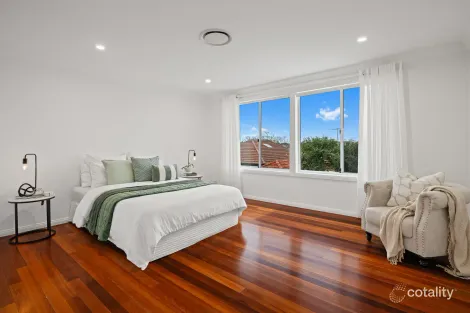 Property photo of 12 Hood Avenue Rodd Point NSW 2046