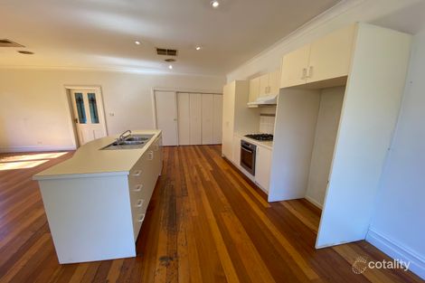 Property photo of 5 Lincoln Road Essendon VIC 3040