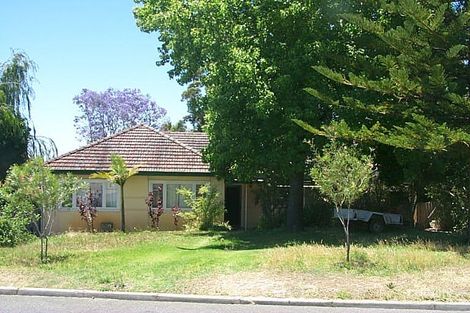 25 Cobden St, Bayswater, WA 6053