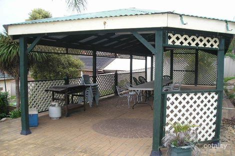 Property photo of 14 Figtree Crescent Glen Alpine NSW 2560