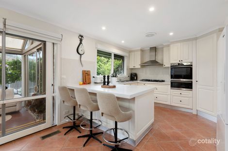 Property photo of 10 Lendor Court Cheltenham VIC 3192