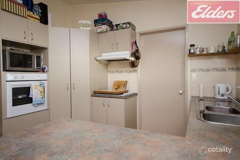 Property photo of 16 Hamilton Place West Wodonga VIC 3690