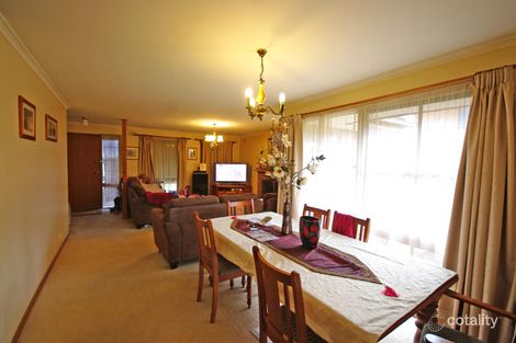 Property photo of 15 Anderson Court Endeavour Hills VIC 3802