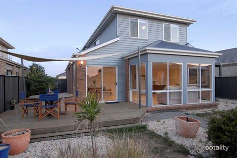 Property photo of 24 Astley Crescent Point Cook VIC 3030