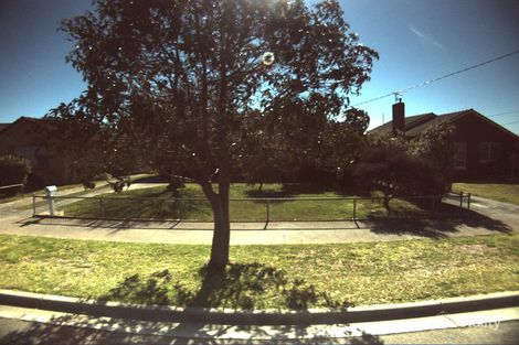 8 Wyoming Ave, Corio, VIC 3214