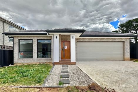 17 Leatherwood Ave, Leppington, NSW 2179