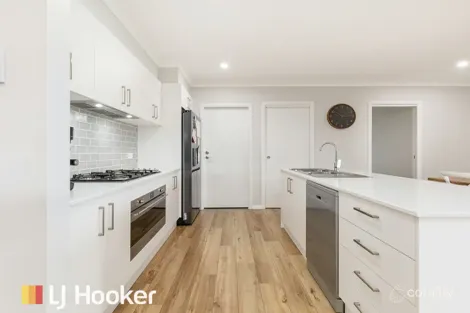 Property photo of 14 Angus Place Calala NSW 2340