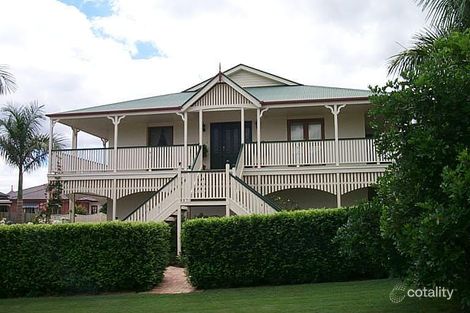 70 Boyd Tce, Brookfield, QLD 4069