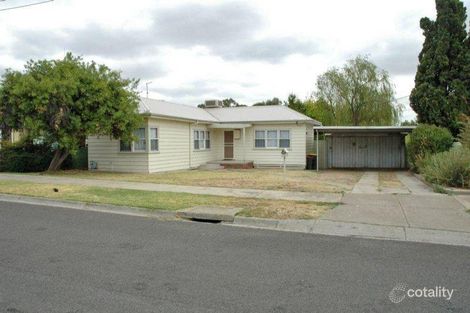 15 Arthur Ave, Maryborough, VIC 3465