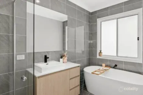 Property photo of 12 Flourish Way Bellbird NSW 2325