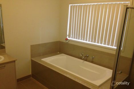 Property photo of 15 Yarradale Drive Mickleham VIC 3064
