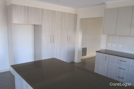 Property photo of 50 Heather Grove Cranbourne East VIC 3977