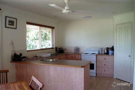 Property photo of 2/11 Macarthur Drive Cannonvale QLD 4802
