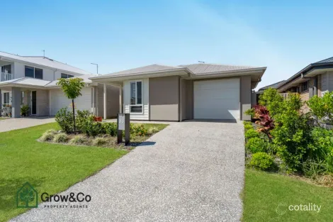 Property photo of 33 Snowdonia Crescent Yarrabilba QLD 4207
