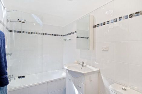 19 Moresby Pl, Allambie Heights, NSW 2100