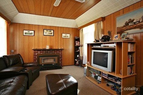 Property photo of 11 Edmund Street Maidstone VIC 3012