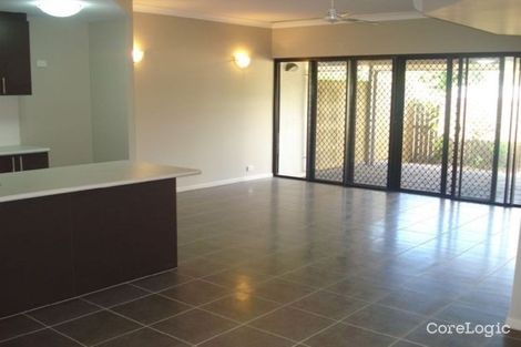Property photo of 4/1766 Captain Cook Highway Clifton Beach QLD 4879