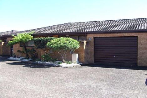 Property photo of 2/24 Scarborough Close Port Macquarie NSW 2444