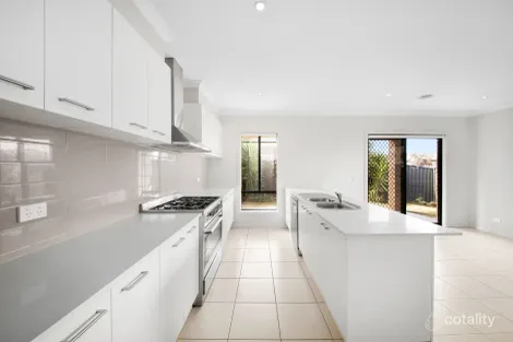 Property photo of 16 Cornubia Road Manor Lakes VIC 3024