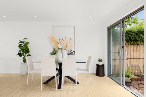 Property photo of 33 Oceana Street Narraweena NSW 2099