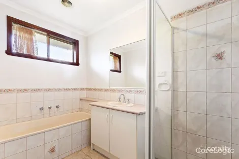 Property photo of 7 Creekbank Views Pakenham VIC 3810
