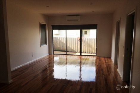Property photo of 3/101 Purinuan Road Reservoir VIC 3073