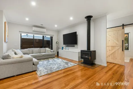 Property photo of 2/39 Birmingham Road Mount Evelyn VIC 3796