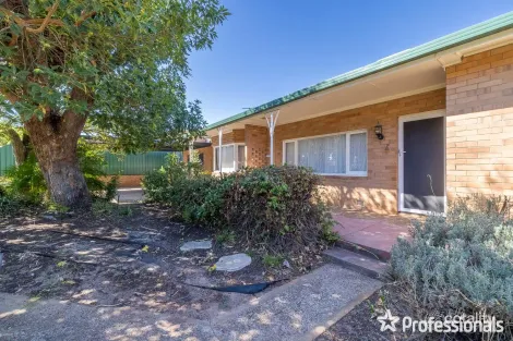 Property photo of 11 Marian Avenue Armadale WA 6112