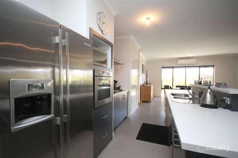 Property photo of 4 Geneva Heights Hocking WA 6065