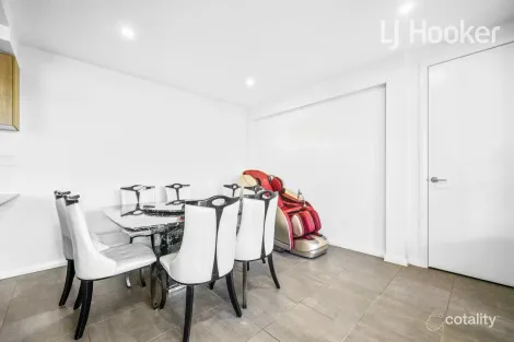 Property photo of 26 Newleaf Parade Bonnyrigg NSW 2177