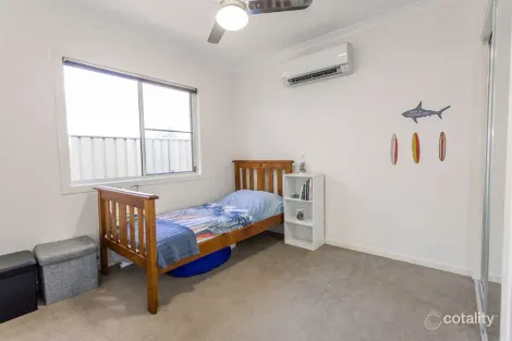 Property photo of 40 Canterbury Road Emerald QLD 4720