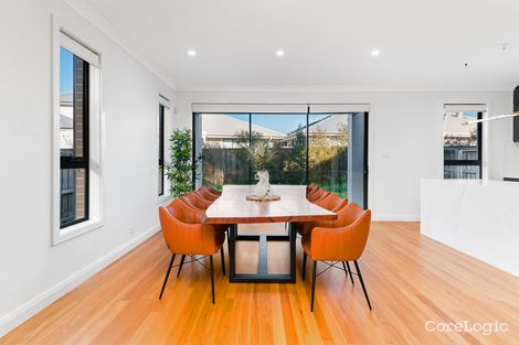 Property photo of 15 Travertine Grove Gables NSW 2765