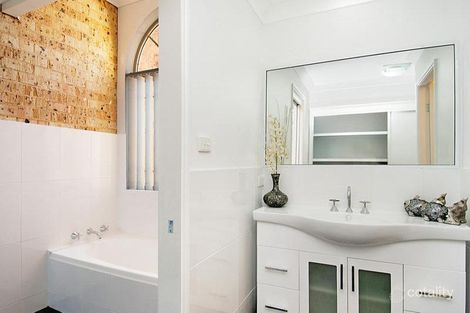 Property photo of 5/15 Koolang Road Green Point NSW 2251