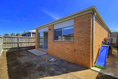 Property photo of 9 Gossamer Way Mickleham VIC 3064
