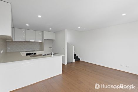 Property photo of 4/736 Doncaster Road Doncaster VIC 3108