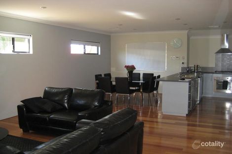 14 Norman St, St James, WA 6102