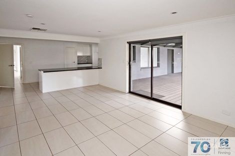 Property photo of 33 Holbourne Drive Junction Village VIC 3977