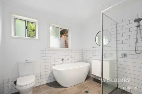Property photo of 6/2 Dan Close Gorokan NSW 2263