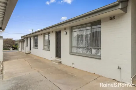 3/59 DONALD RD, KARABAR, NSW 2620