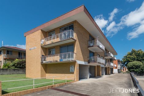 4/197 Cavendish Rd, Coorparoo, QLD 4151